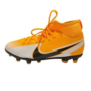 Youth Kids Size 1Y Nike  Soccer Football Baseball Cleats Boys Girls Sport Shoes